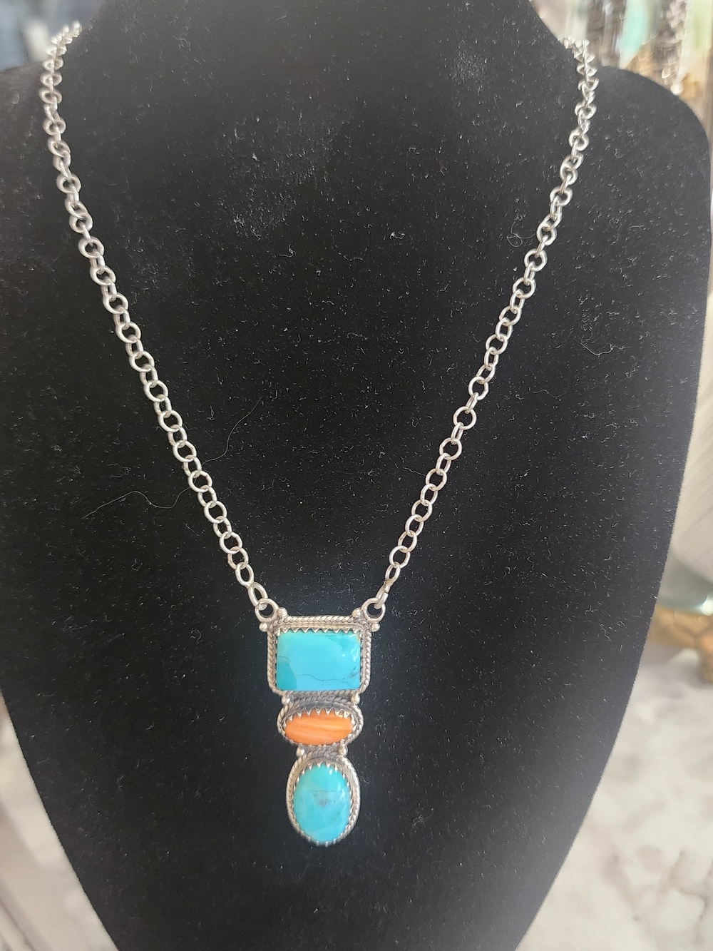 Sterling, Spiney Oyster & Kingman Turquoise Necklace